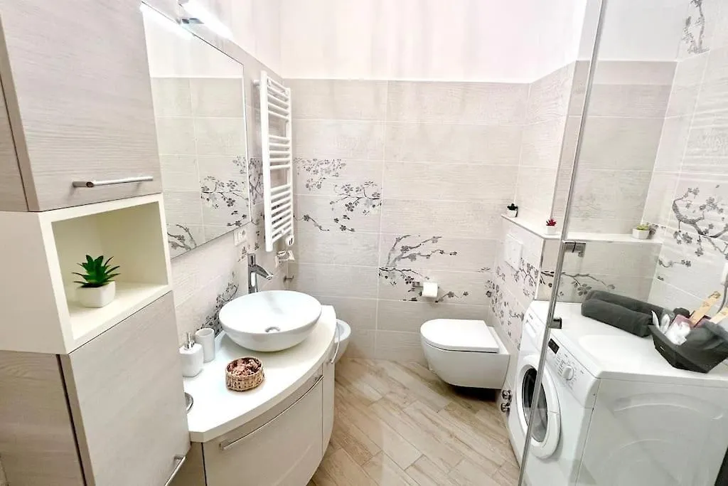 Marghera - Fiera Netflix & Wifi 10 Min To Duomo Apartment Milan